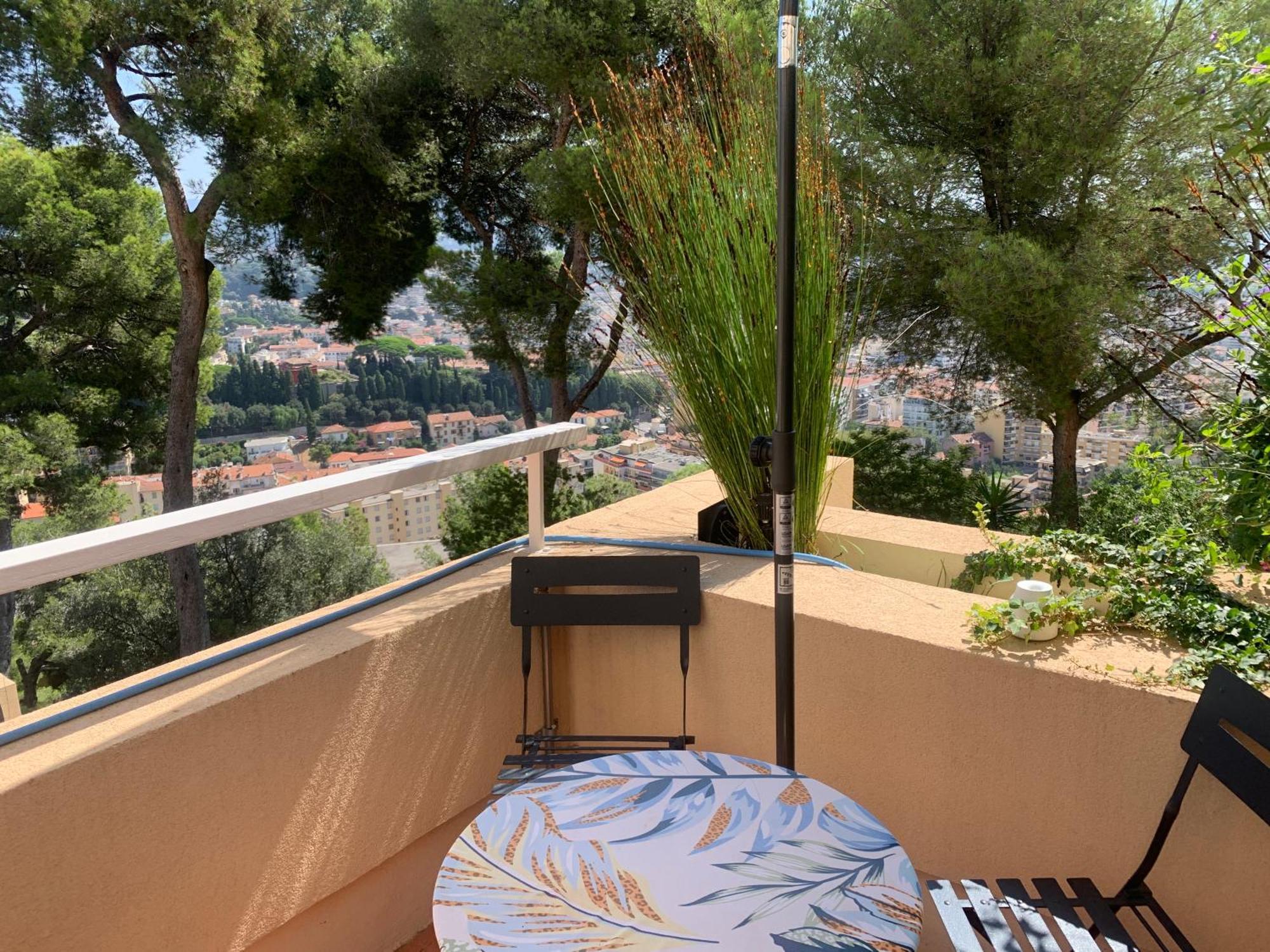 Chambre D Hote Avec Clim Terrasse Et Petit Dejeuner Hauteurs De Nice Exterior photo
